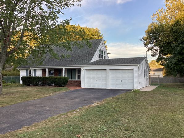 245 Hallock Rd