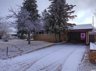 1211 Gordon Rd, Moose Jaw, SK S6H3E3