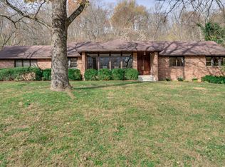 6632 Ellesmere Rd, Nashville, TN 37205