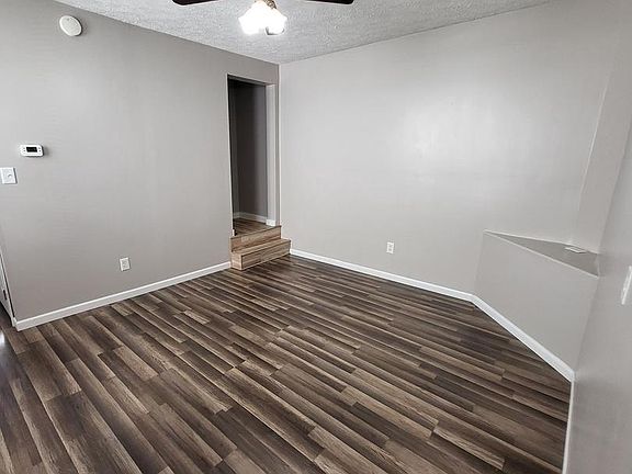 4th image of 727 Shawnee Ave