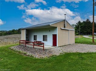 17 County Rd, Coshocton, OH 43812