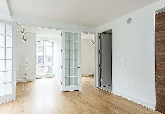 2nd image of 69 Ten Eyck St #2I