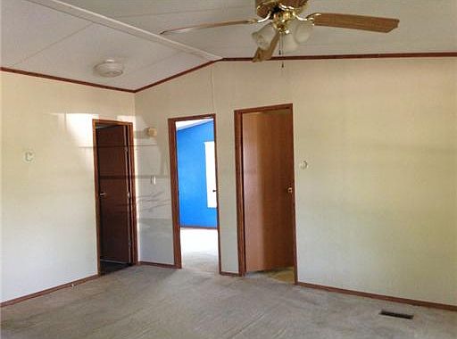 2nd image of 18239 Longwood Dr