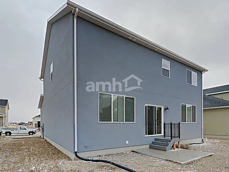 2381 E Frontier St — Photo 22