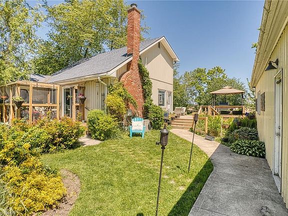 2nd image of 74434 Woodland Dr