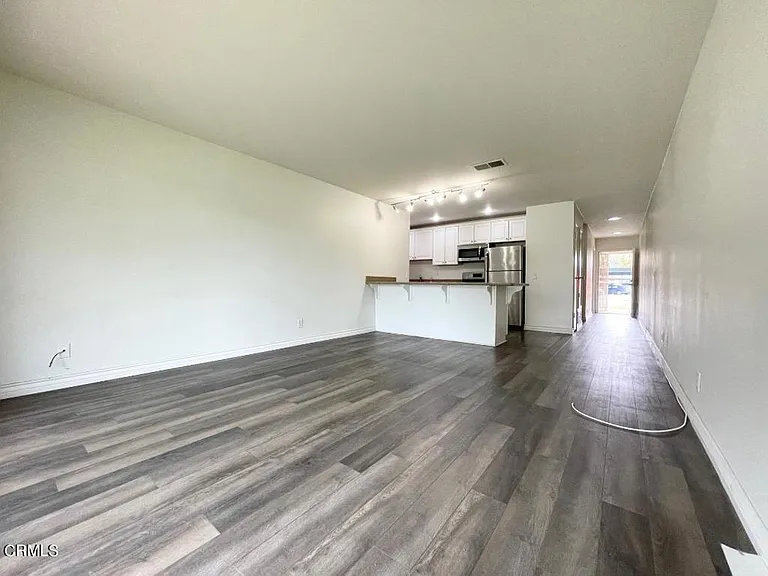 669 Reef Cir — Photo 1