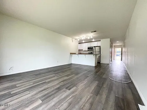 669 Reef Cir Photo 1