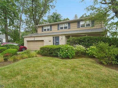 33 Macarthur Dr, Clifton, NJ, 07013