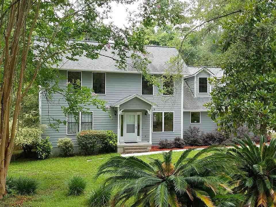 1st image of 3640 Westmoreland Dr