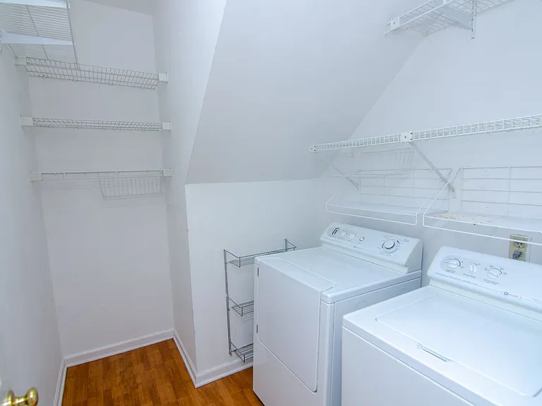 1144 Hunters Chase Dr — Photo 5