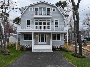 390 Ocean Avenue, Wells, ME 04090