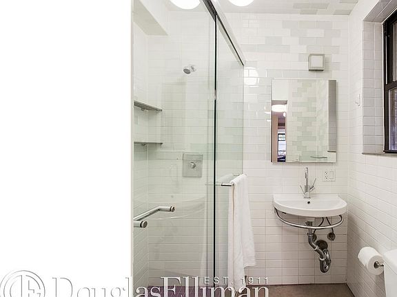 2nd image of 78 Charles St APT 2W