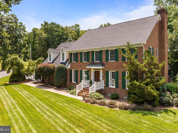 263 Divot Dr, Harrisonburg, VA 22802