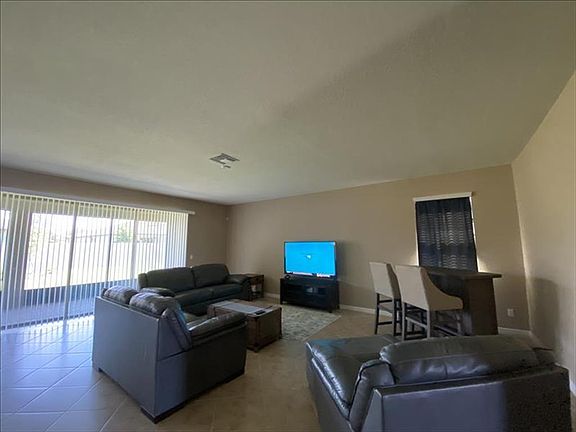 4th image of 5686 Barletta Dr