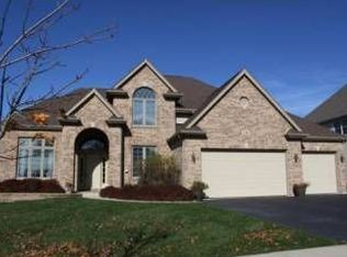 576 Glenn Rdg, Crystal Lake, IL 60014