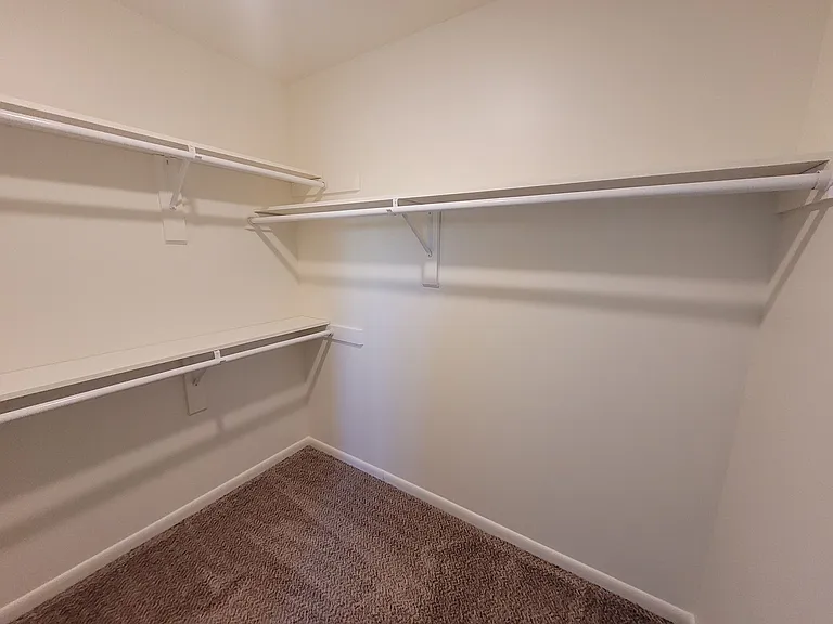 100 Sterling Hills Dr — Photo 29