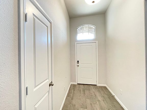 2nd image of 8705 Boulder Oak Blvd
