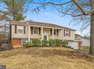 16004 Pointer Ridge Dr, Bowie, MD 20716