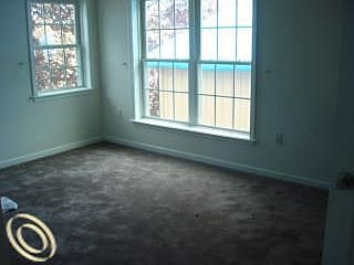 4th image of 1500 Lakeview Dr