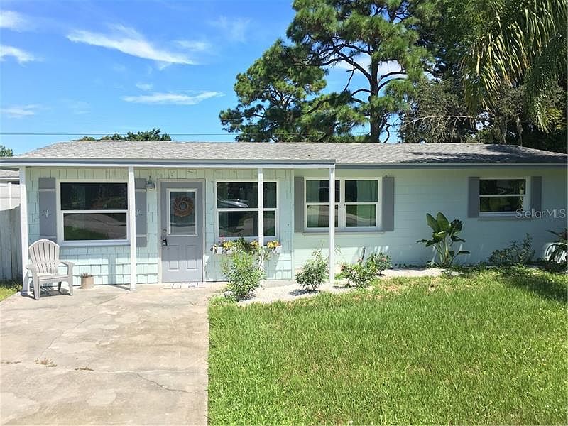1st image of 1012 Palmetto Dr