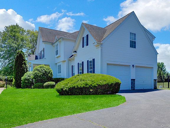 4th image of 66 Canterbury Drive