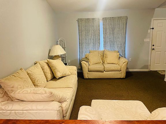 5th image of 2740 W Tharpe St APT 302