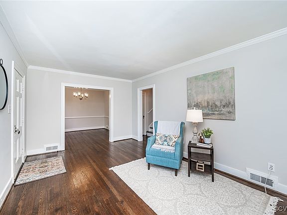5th image of 1101 Essex Ave
