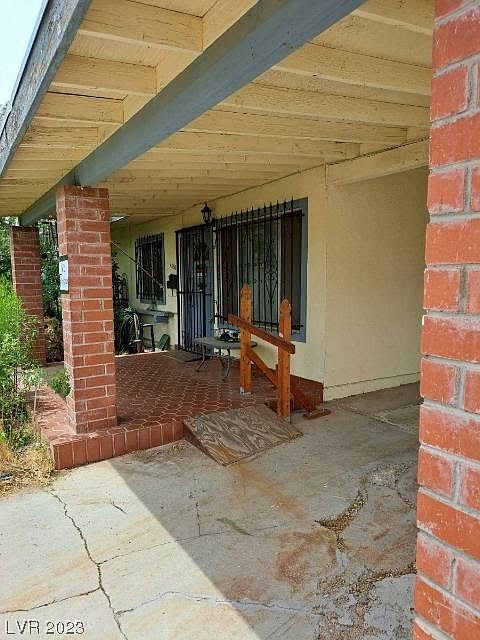 2nd image of 4356 Hilldale Ave