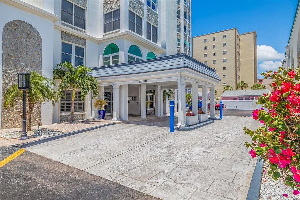 2 bed, 2.0 bath, 1500 sqft, $4,500 — Photo 4
