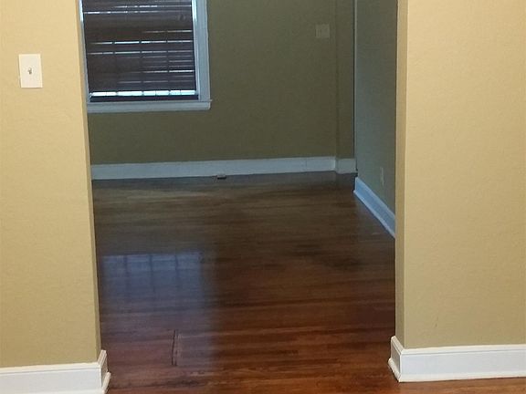 3rd image of 3585 Kearney Ave