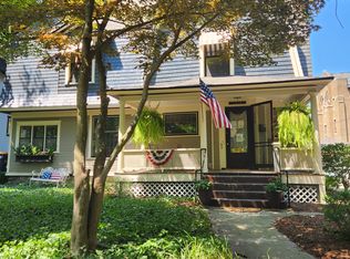 243 Orchard Hill St SE, Grand Rapids, MI 49506