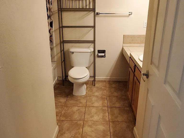 3035 Southern Blvd SE — Photo 5