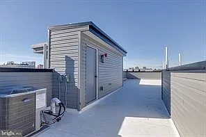2061 N 8th St #3 — Photo 9