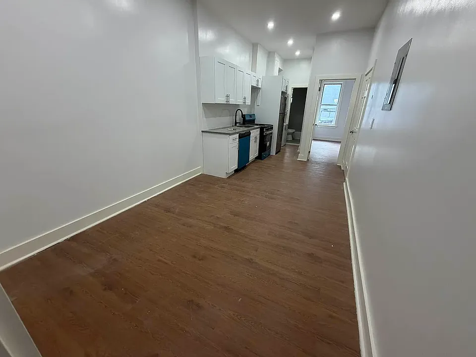 708 Washington Ave #3