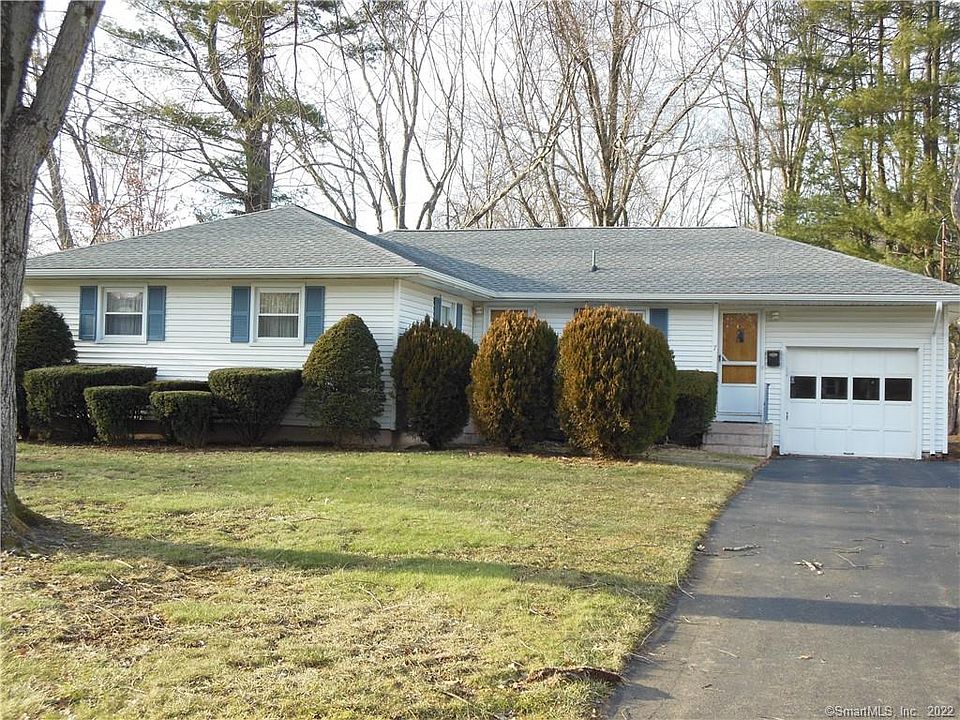 1st image of 7 Greenbrier Dr