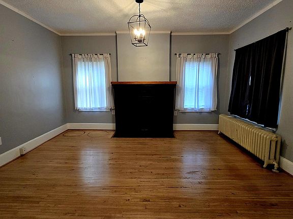 5th image of 410 N B St