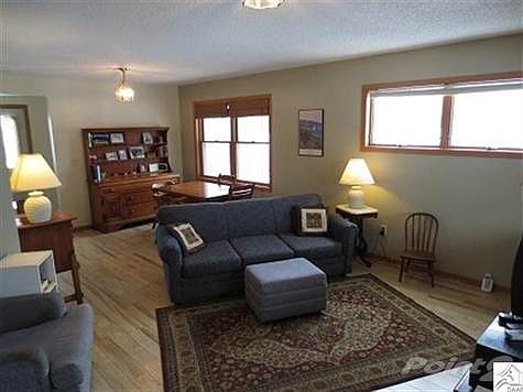 3rd image of 416 N 51st Ave W