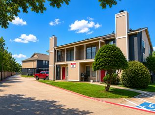 Davis Square Apartments, North Richland Hills, TX 76180