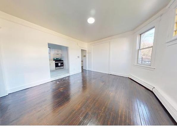 185 Saint Pauls Ave #2