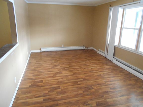 5th image of 2514 Whale Ave