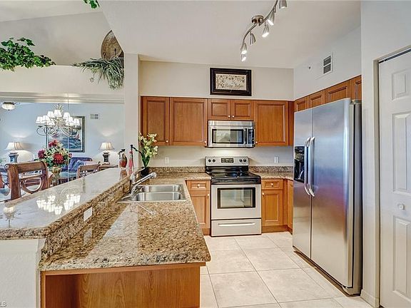 5th image of 20121 Estero Gardens Cir Unit 207