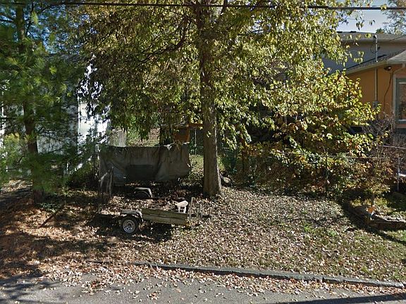 2nd image of 315 S Galt Ave