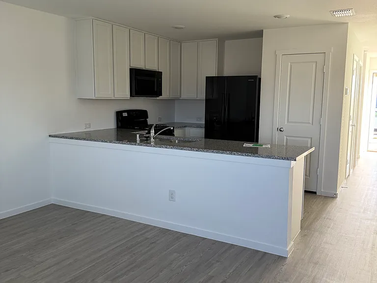 12040 Karabair Way — Photo 3