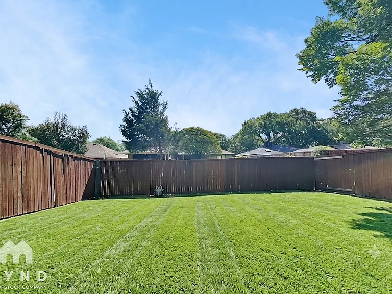 209 Los Santos Dr — Photo 21