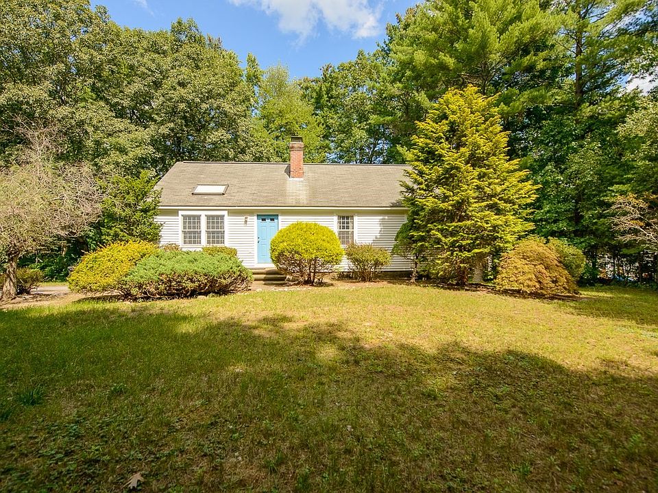 1st image of 87 Squannacook Rd