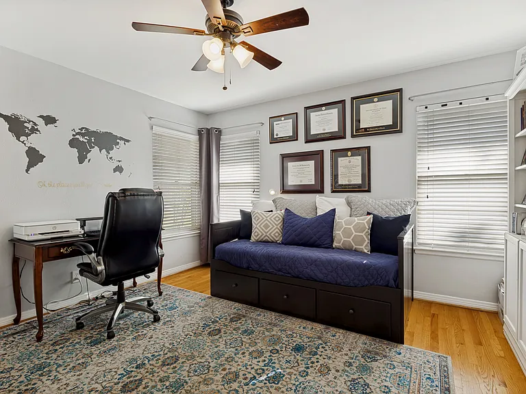 6236 Monticello Ave — Photo 13