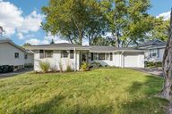 Flanders Ln-S1710-001.jpg