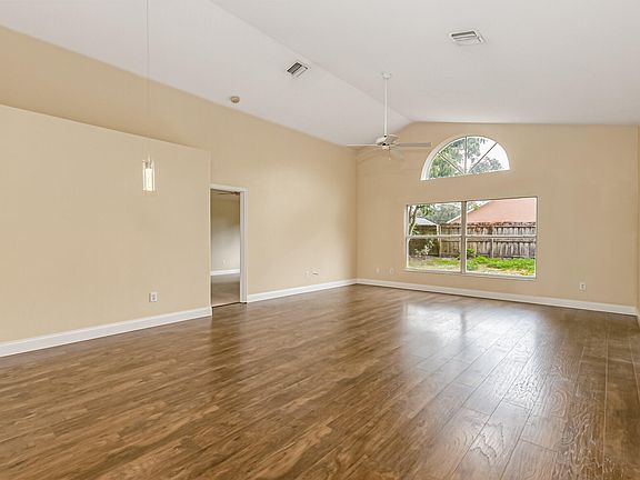 4th image of 1839 Abbeyridge Dr