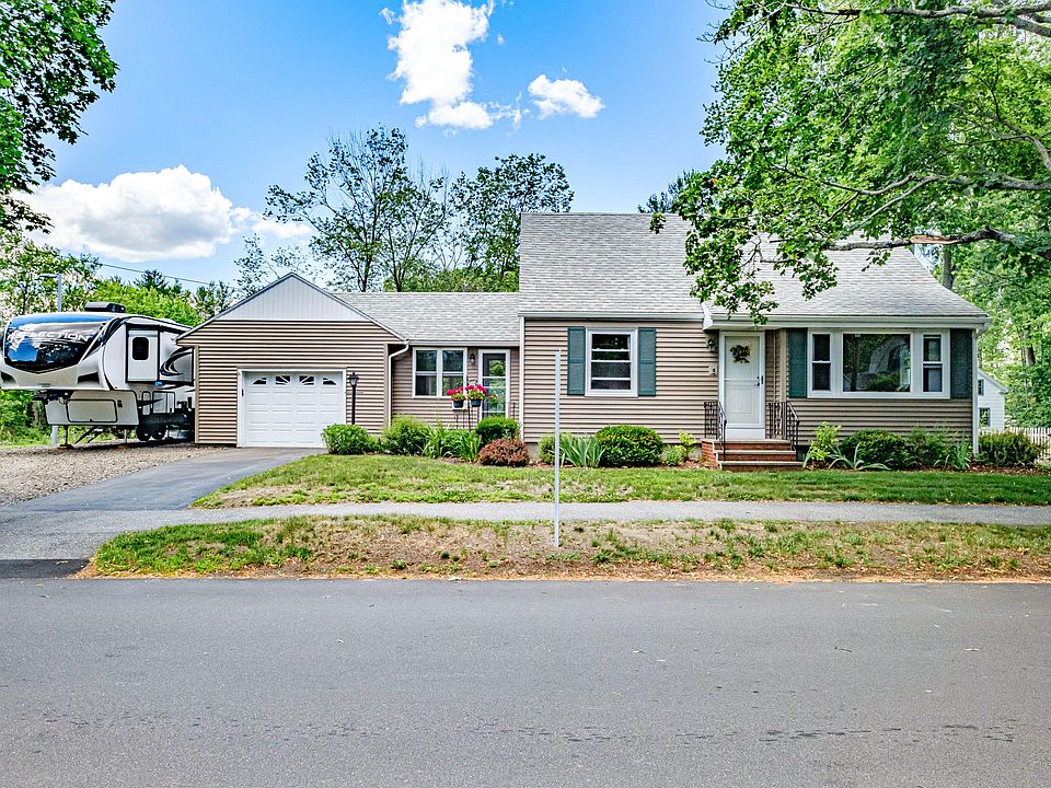52 Warwick St Portland Me 04102 Zillow