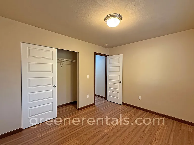 611 H St SW — Photo 32
